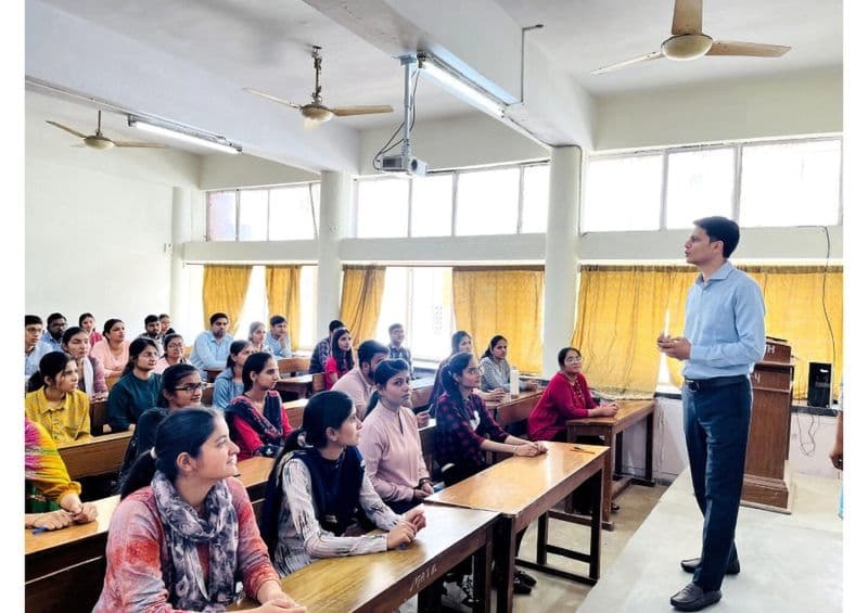 Campus Selection drive at Kurukshetra University Department of Mathematics
